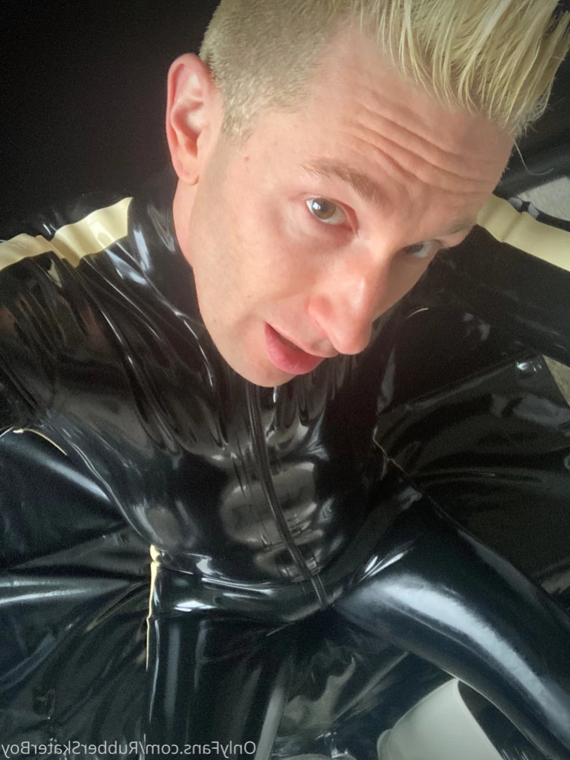 rubberskaterboy Onlyfans leaked photo 13791740 on Hotleaks.tv