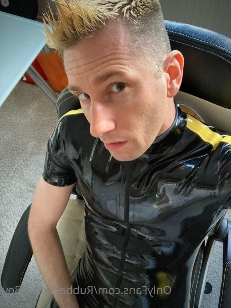 rubberskaterboy Onlyfans leaked photo 13792860 on Hotleaks.tv