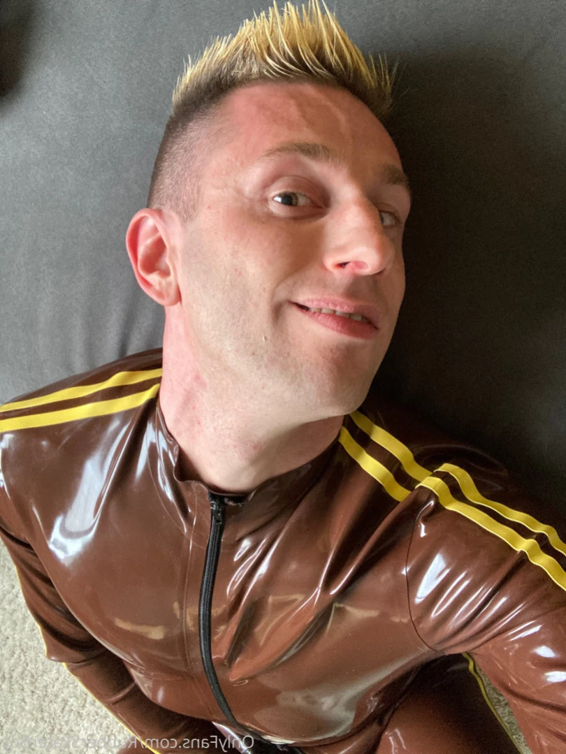 rubberskaterboy Onlyfans leaked photo 13792921 on Hotleaks.tv
