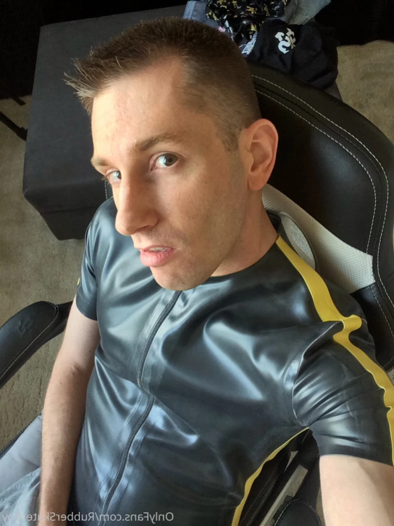 rubberskaterboy Onlyfans leaked photo 13794932 on Hotleaks.tv