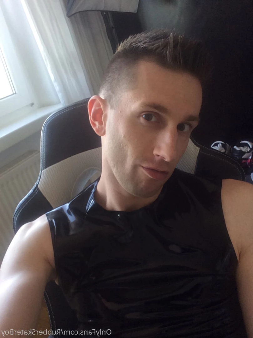 rubberskaterboy Onlyfans leaked photo 13798619 on Hotleaks.tv