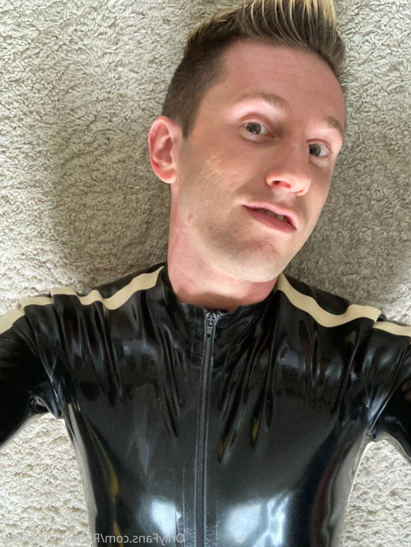 rubberskaterboy Onlyfans leaked photo 13800526 on Hotleaks.tv