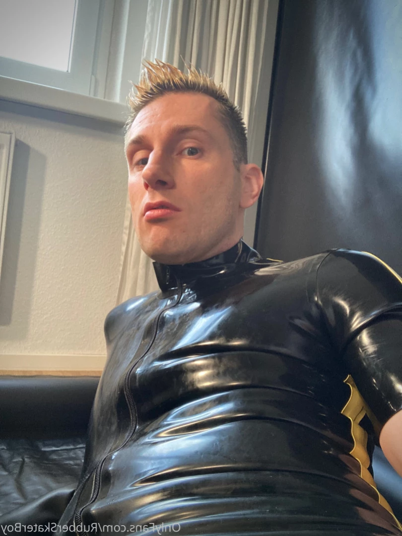 rubberskaterboy Onlyfans leaked photo 13801146 on Hotleaks.tv
