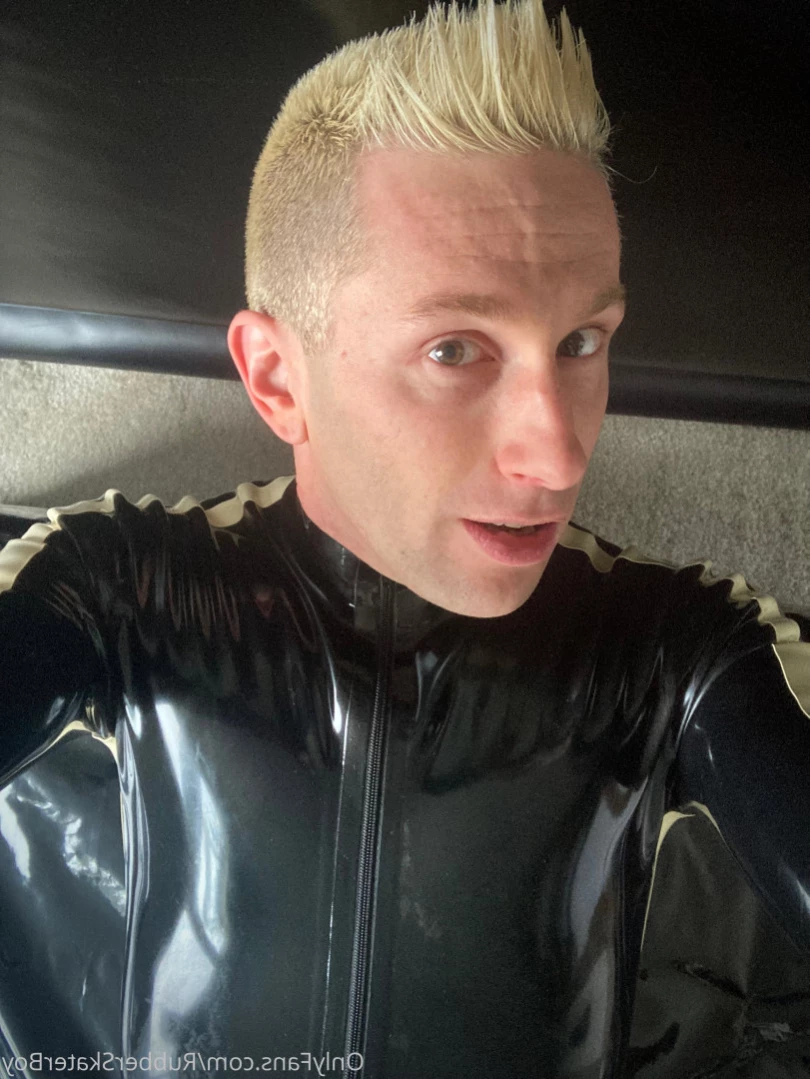 rubberskaterboy Onlyfans leaked photo 14077486 on Hotleaks.tv