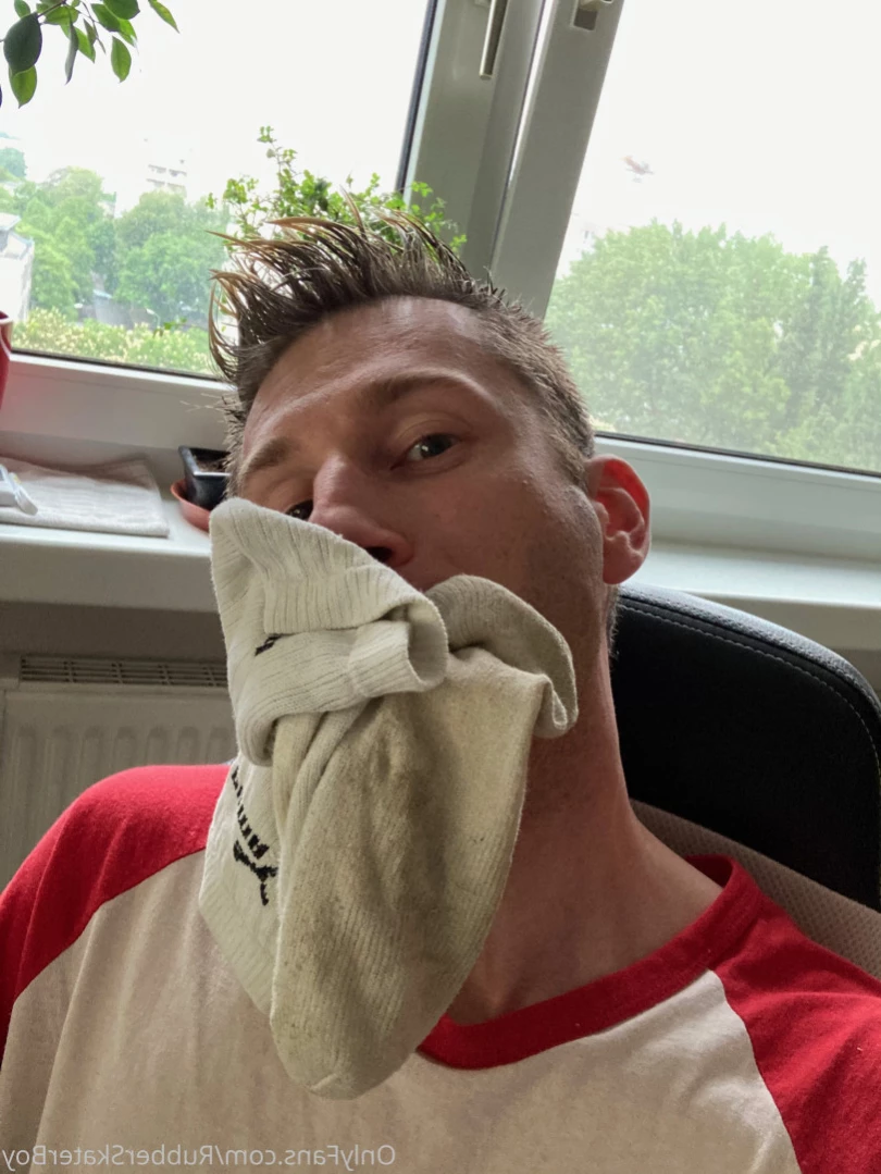 rubberskaterboy Onlyfans leaked photo 14212979 on Hotleaks.tv