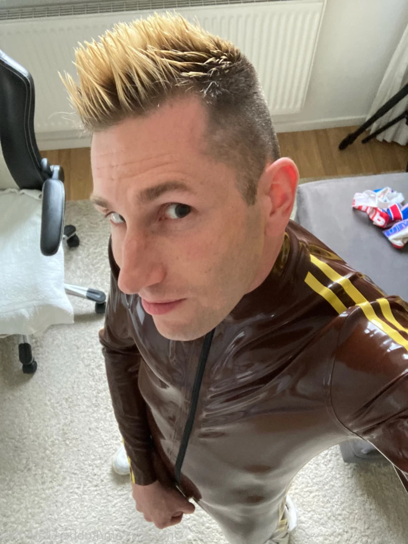 rubberskaterboy Onlyfans leaked photo 14213068 on Hotleaks.tv