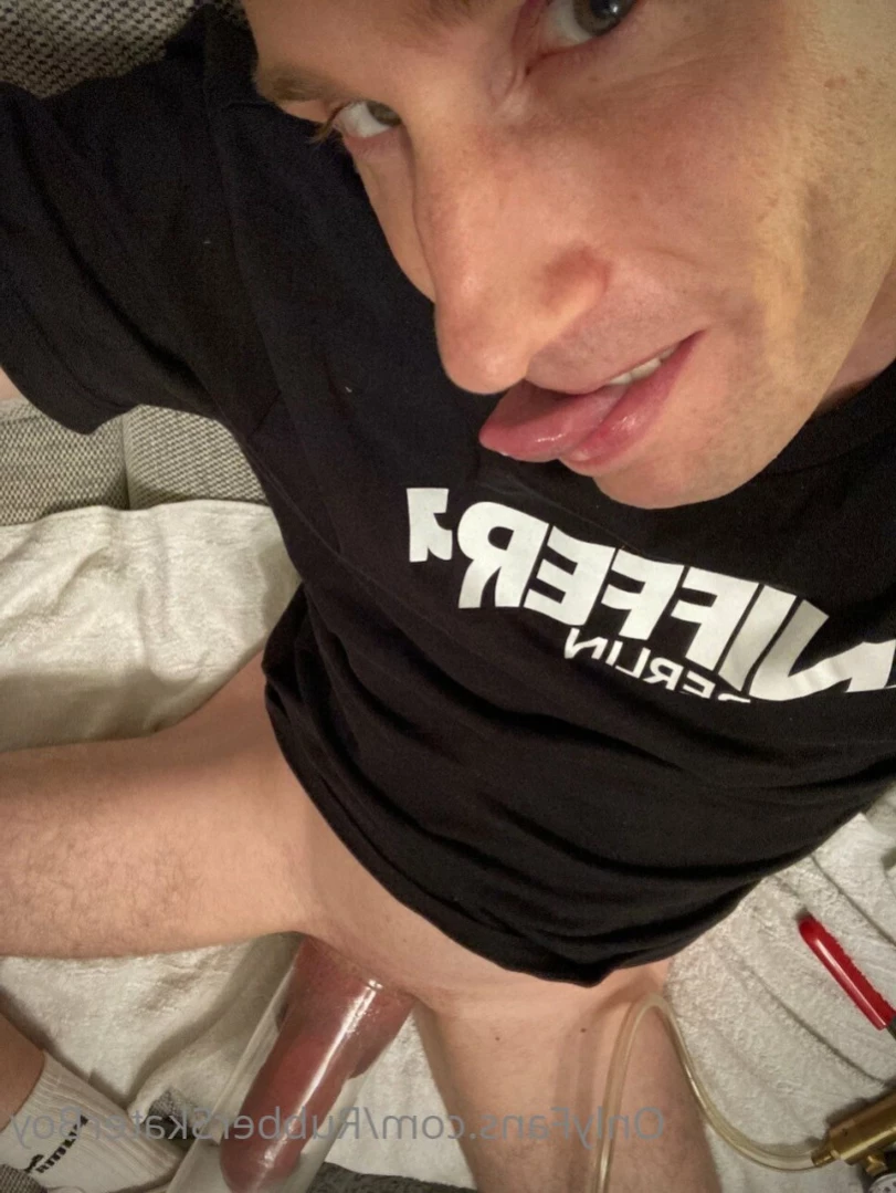 rubberskaterboy Onlyfans leaked photo 14213133 on Hotleaks.tv