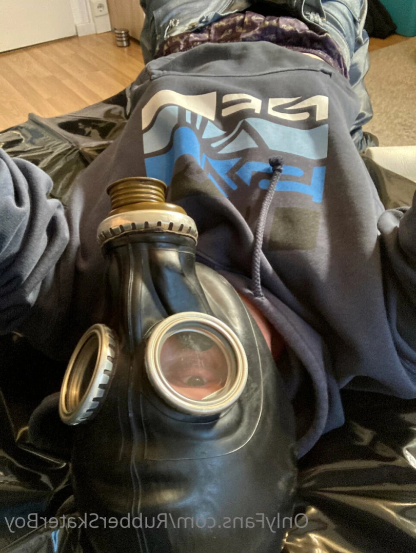 rubberskaterboy Onlyfans leaked photo 14213471 on Hotleaks.tv