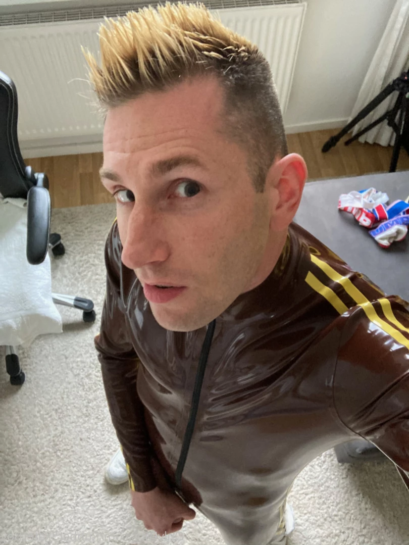 rubberskaterboy Onlyfans leaked photo 14288474 on Hotleaks.tv