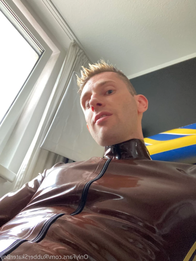 rubberskaterboy Onlyfans leaked photo 14453591 on Hotleaks.tv