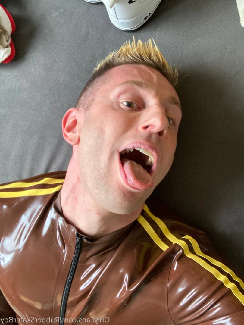 rubberskaterboy Onlyfans leaked photo 14454773 on Hotleaks.tv