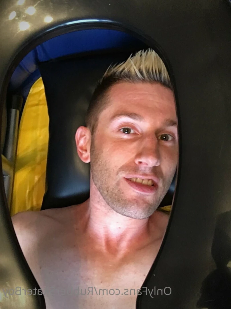 rubberskaterboy Onlyfans leaked photo 14484195 on Hotleaks.tv