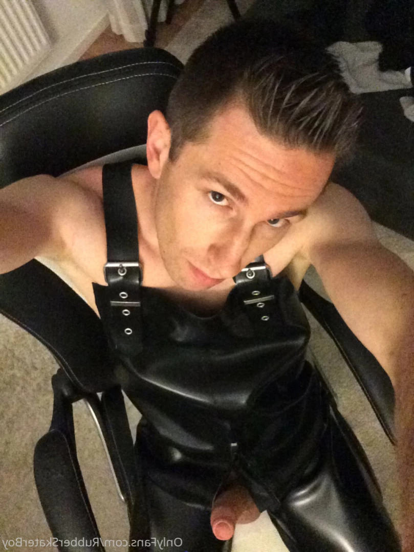 rubberskaterboy Onlyfans leaked photo 14578507 on Hotleaks.tv