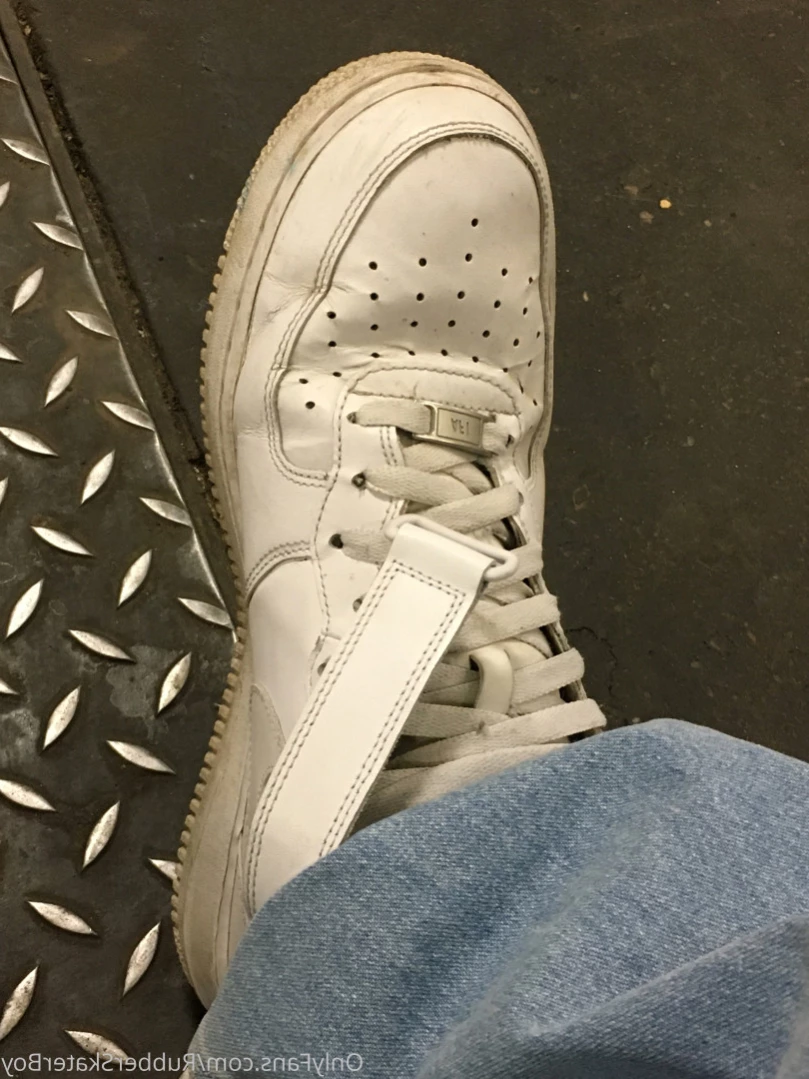 rubberskaterboy Onlyfans leaked photo 14599827 on Hotleaks.tv
