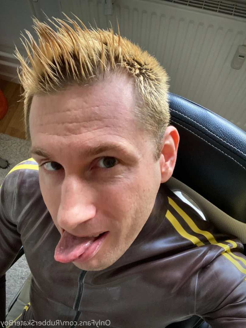 rubberskaterboy Onlyfans leaked photo 14981343 on Hotleaks.tv