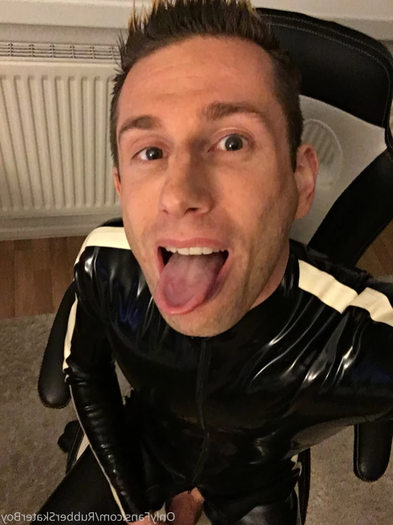 rubberskaterboy Onlyfans leaked photo 14981375 on Hotleaks.tv