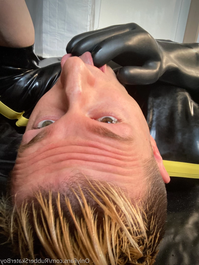 rubberskaterboy Onlyfans leaked photo 15081610 on Hotleaks.tv