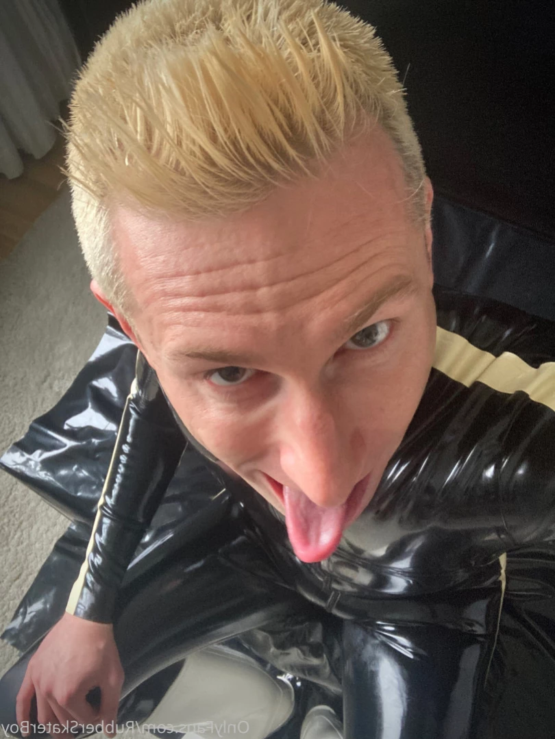 rubberskaterboy Onlyfans leaked photo 15084971 on Hotleaks.tv