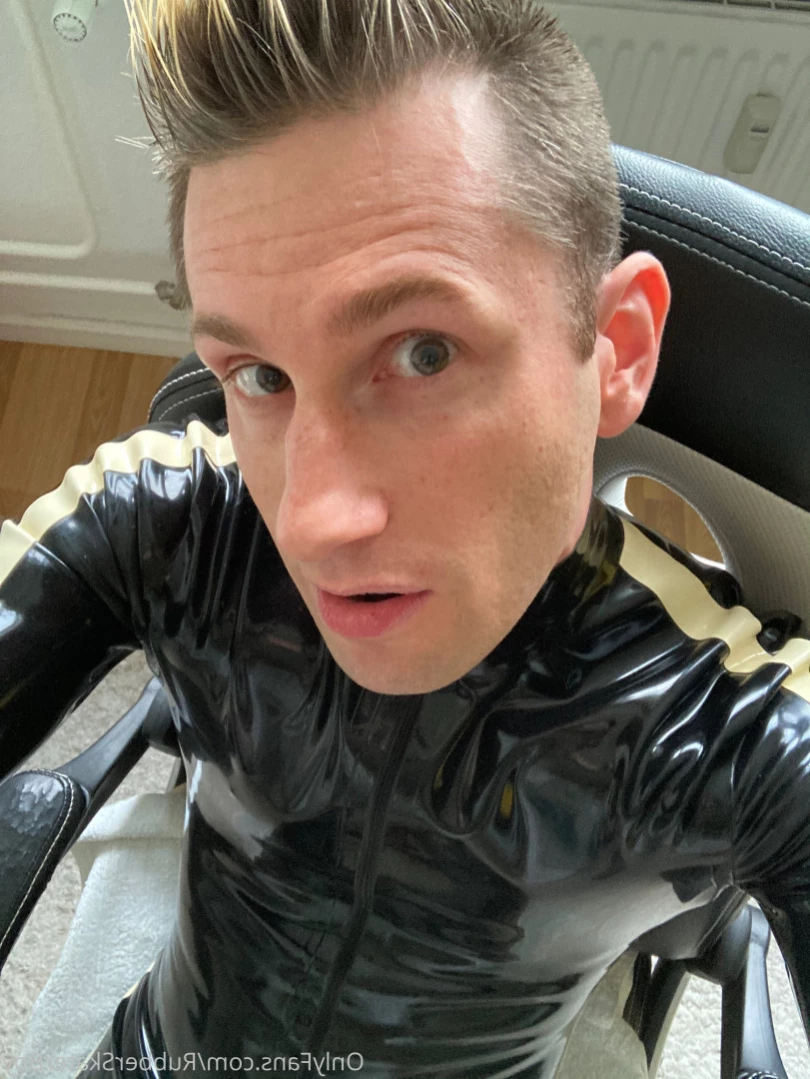 rubberskaterboy Onlyfans leaked photo 15185999 on Hotleaks.tv