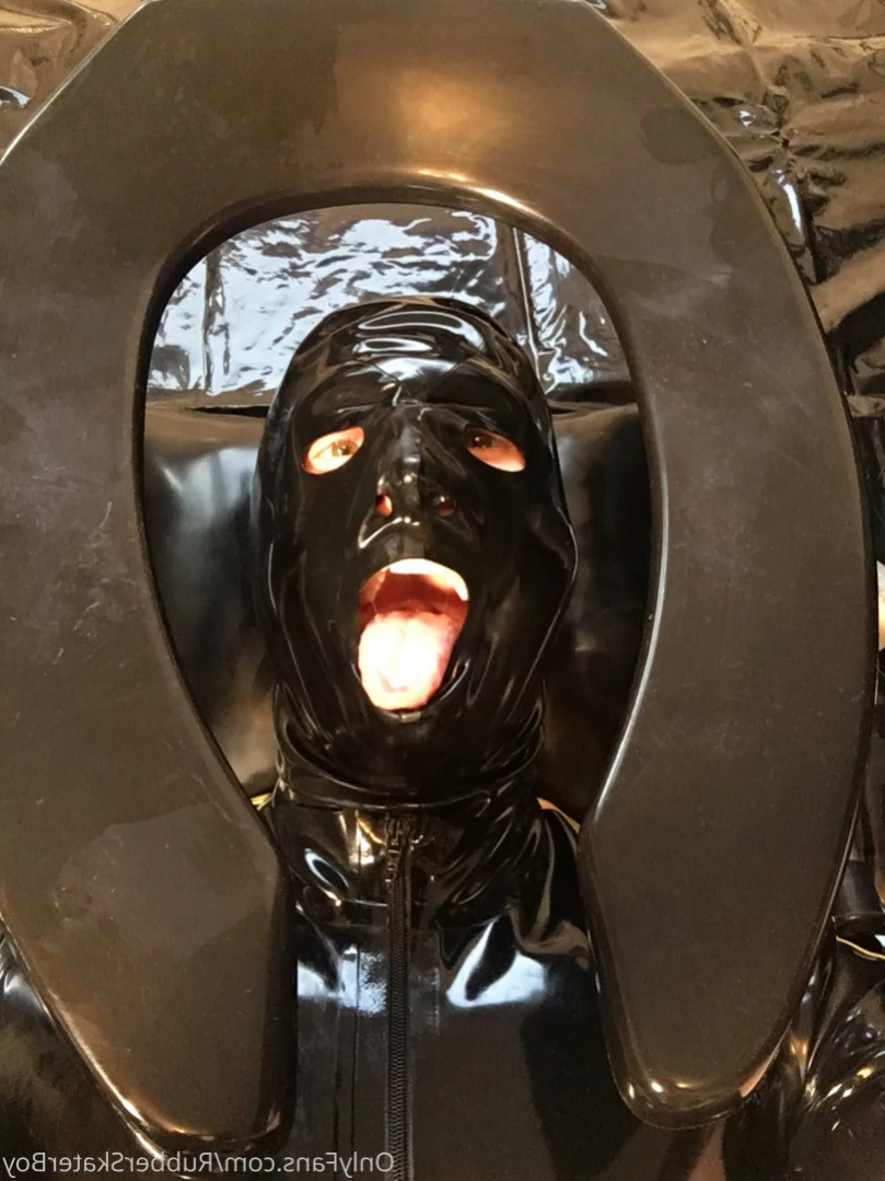 rubberskaterboy Onlyfans leaked photo 15421307 on Hotleaks.tv