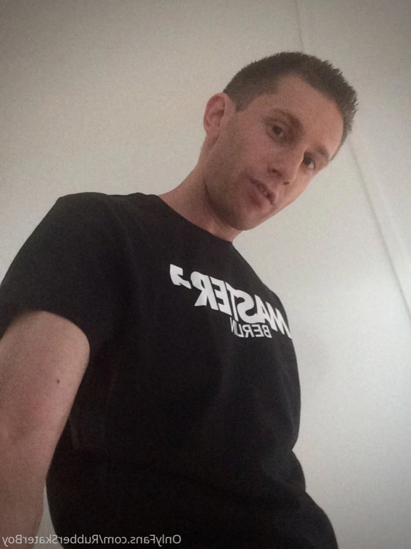 rubberskaterboy Onlyfans leaked photo 15452744 on Hotleaks.tv
