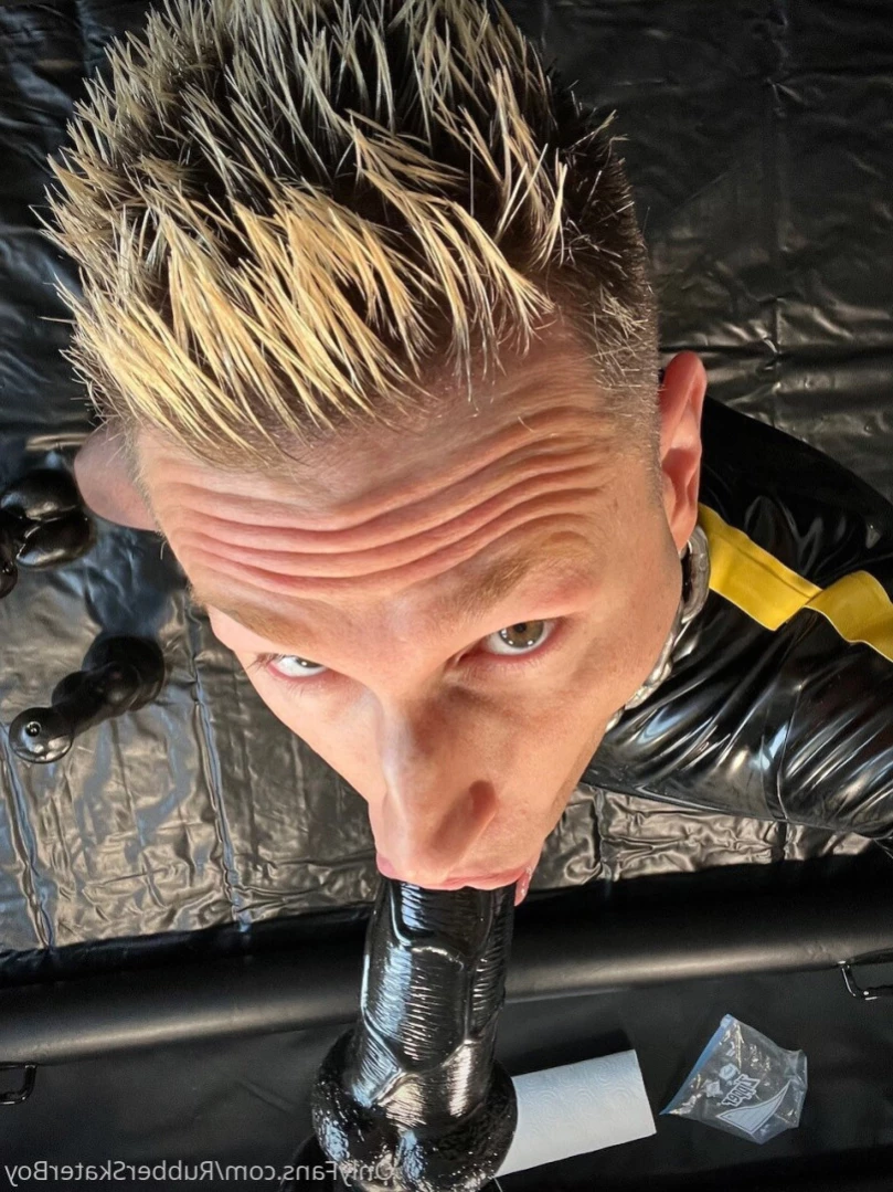 rubberskaterboy Onlyfans leaked photo 15464768 on Hotleaks.tv