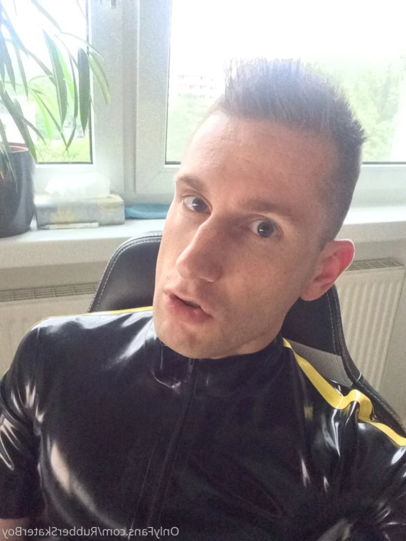 rubberskaterboy Onlyfans leaked photo 15565465 on Hotleaks.tv