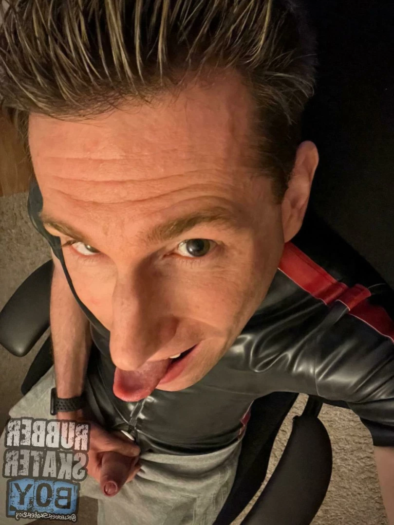 rubberskaterboy Onlyfans leaked photo 15565548 on Hotleaks.tv