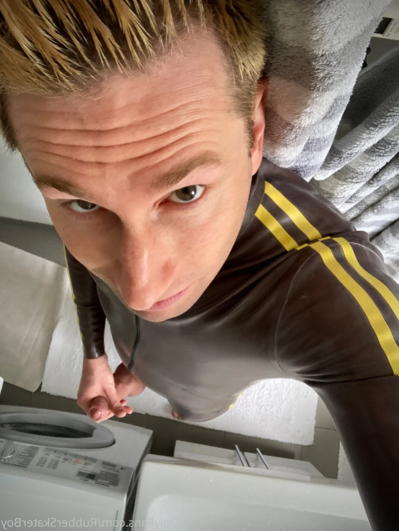 rubberskaterboy Onlyfans leaked photo 15729532 on Hotleaks.tv