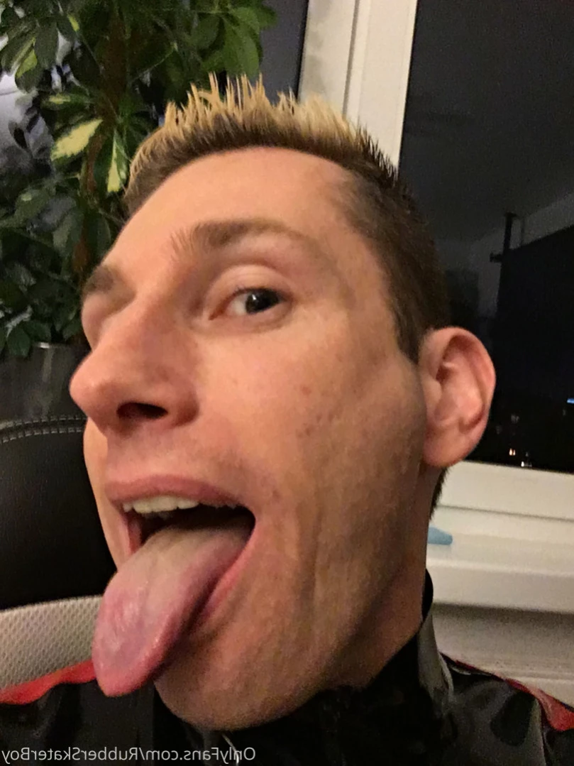rubberskaterboy Onlyfans leaked photo 15827215 on Hotleaks.tv