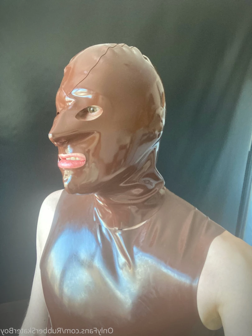 rubberskaterboy Onlyfans leaked photo 16026375 on Hotleaks.tv