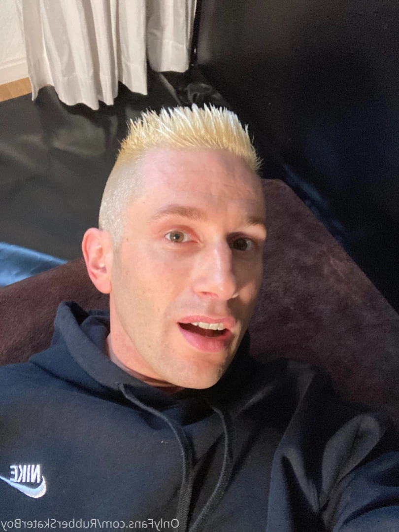 rubberskaterboy Onlyfans leaked photo 16064100 on Hotleaks.tv