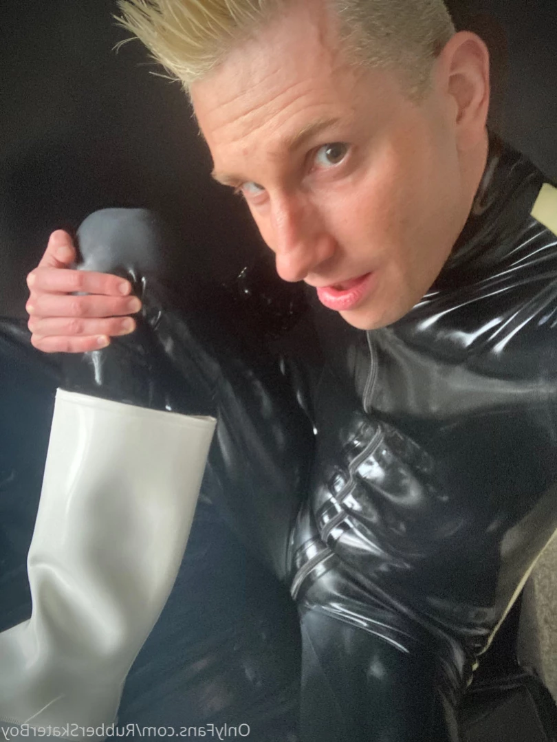 rubberskaterboy Onlyfans leaked photo 16066759 on Hotleaks.tv
