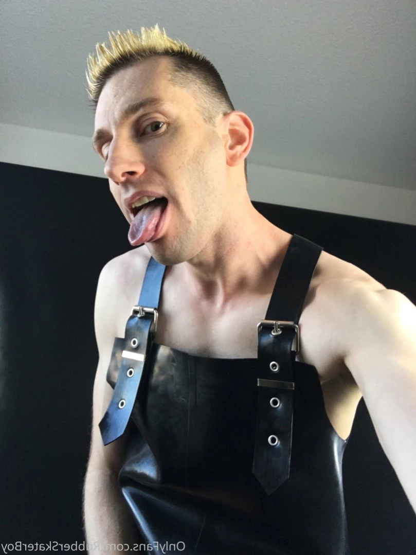 rubberskaterboy Onlyfans leaked photo 16118318 on Hotleaks.tv