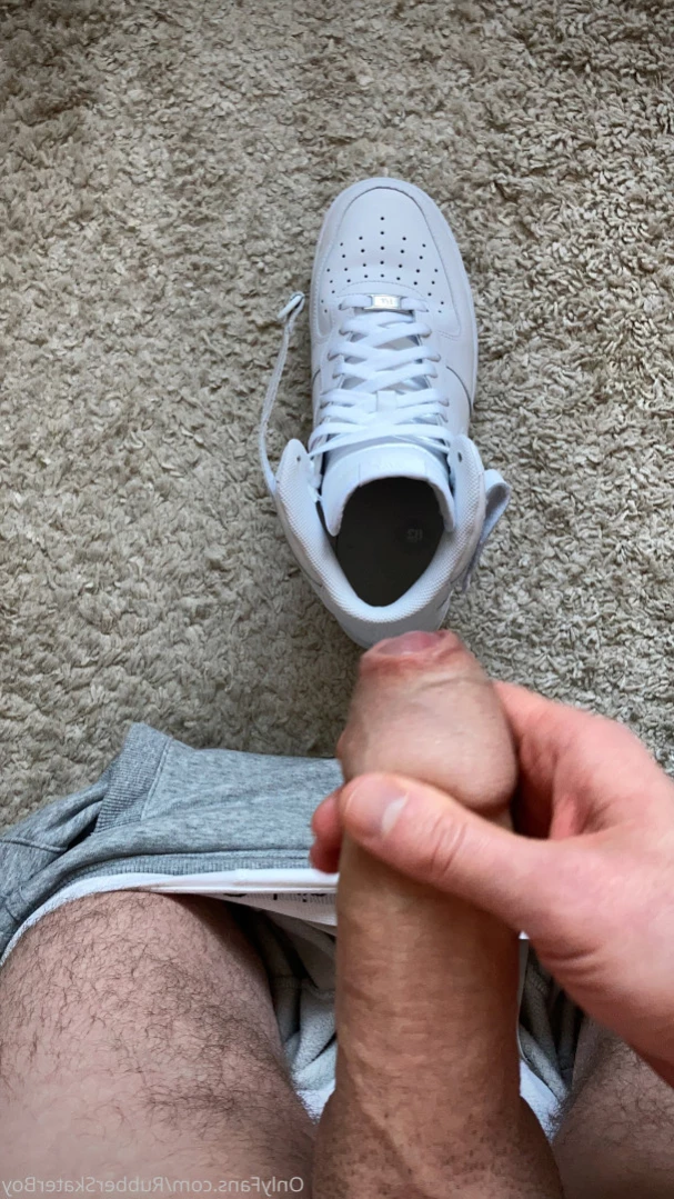 rubberskaterboy Onlyfans leaked photo 16148883 on Hotleaks.tv