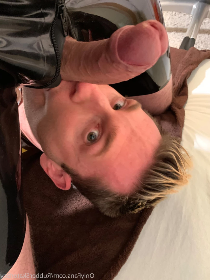 rubberskaterboy Onlyfans leaked photo 16206174 on Hotleaks.tv