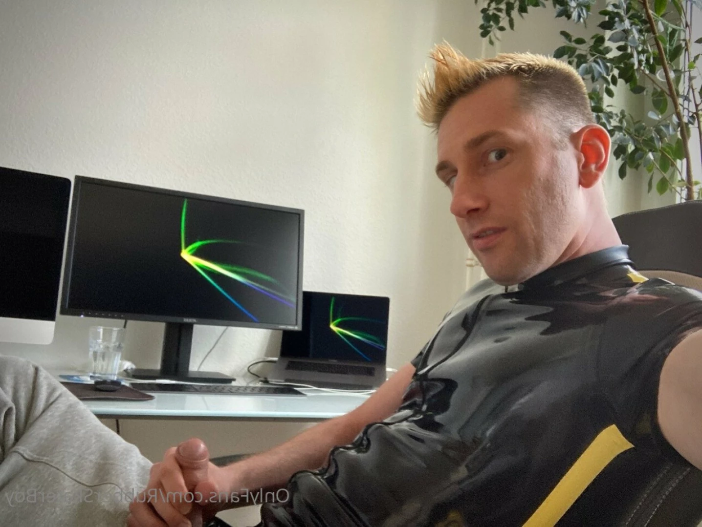 rubberskaterboy Onlyfans leaked photo 16277500 on Hotleaks.tv