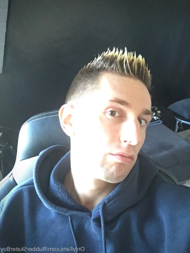 rubberskaterboy Onlyfans leaked photo 16322576 on Hotleaks.tv