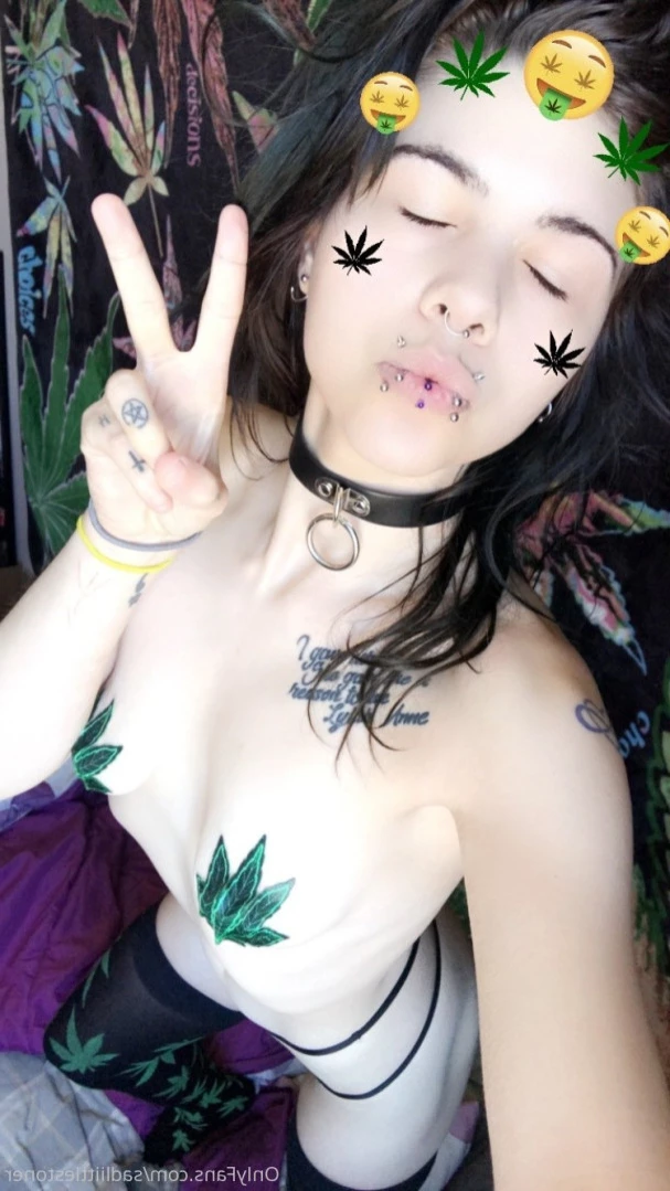 Satan’s Mistress [ sadliittlestoner ] Onlyfans leaked photo 13164094 on Hotleaks.tv