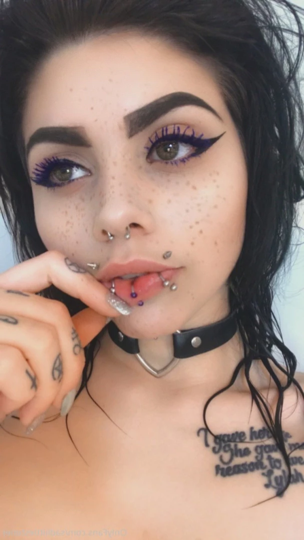 Satan’s Mistress [ sadliittlestoner ] Onlyfans leaked photo 14224480 on Hotleaks.tv