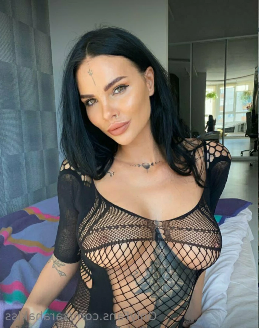 sarahakiss Onlyfans leaked photo 13309998 on Hotleaks.tv