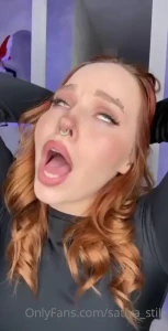 12318200