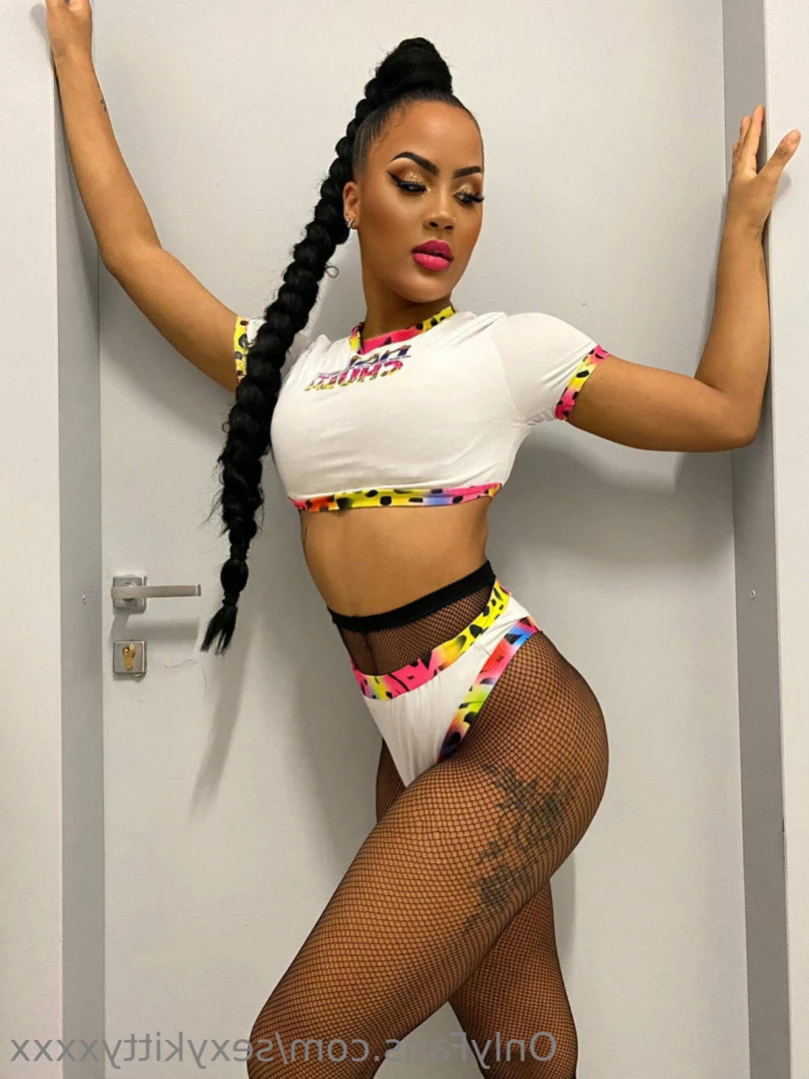 sexykittypriv Onlyfans leaked photo 14240070 on Hotleaks.tv
