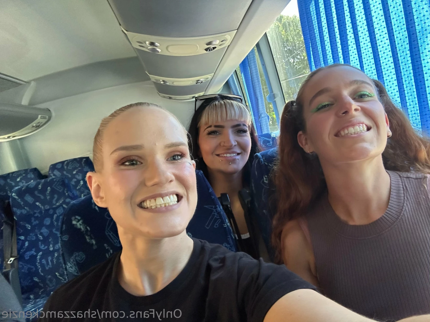 Shazza McKenzie [ shazzamckenzie ] Onlyfans leaked photo 14261635 on Hotleaks.tv