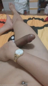 972549