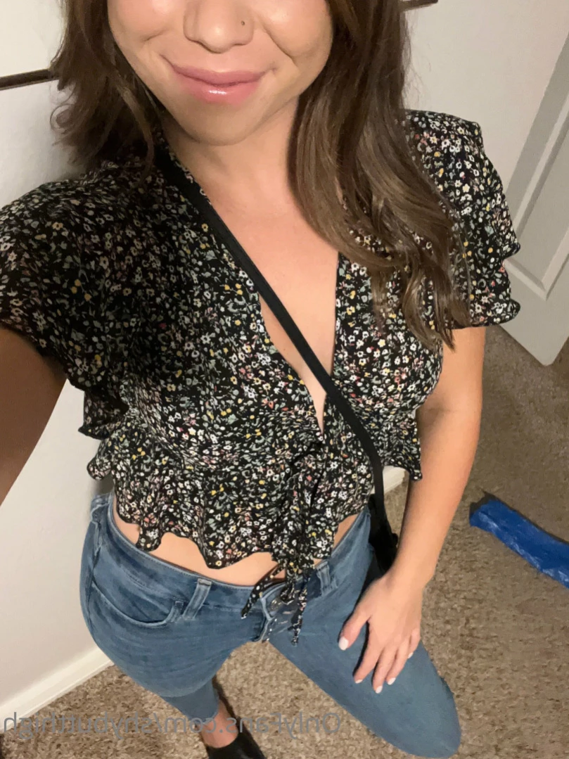 shybutthigh Onlyfans leaked photo 14207745 on Hotleaks.tv