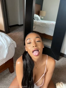973367