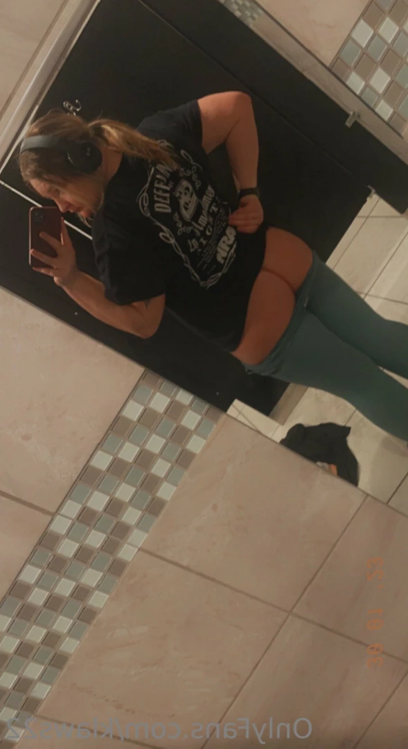 Silly girl🫦 [ sillygirl9822 ] Onlyfans leaked photo 15647942 on Hotleaks.tv
