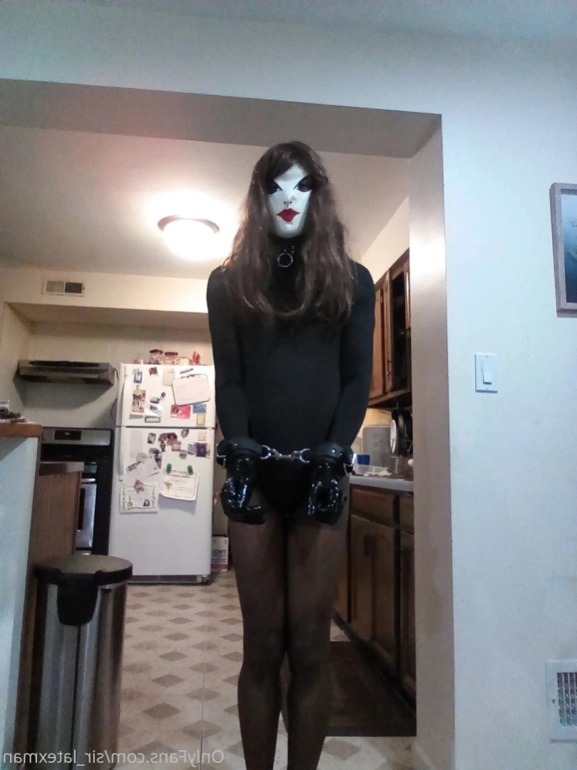 sir_latexman Onlyfans leaked photo 12120230 on Hotleaks.tv