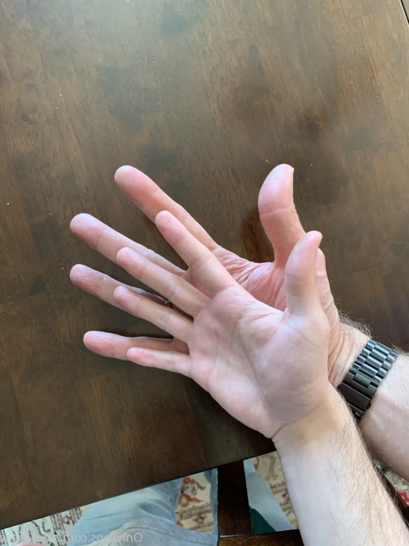 size16feet Onlyfans leaked photo 12802495 on Hotleaks.tv
